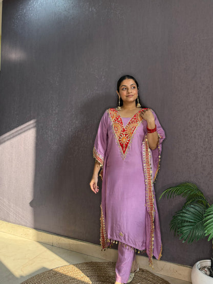 Gotapatti aari work kaftan set