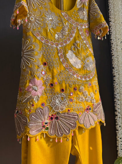 Luxurious raw silk Handwork set