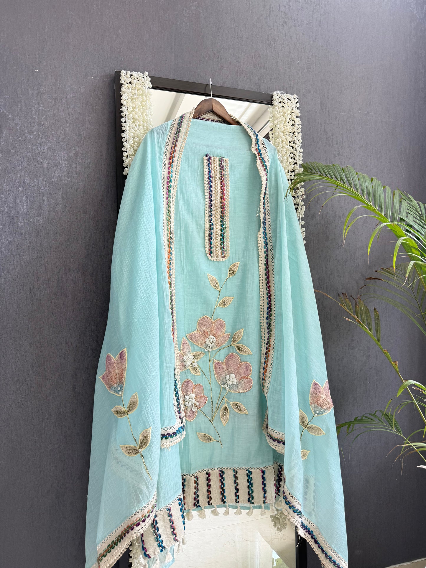 Luxurious Mul chanderi jute suit