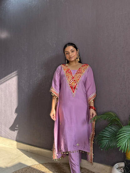 Gotapatti aari work kaftan set
