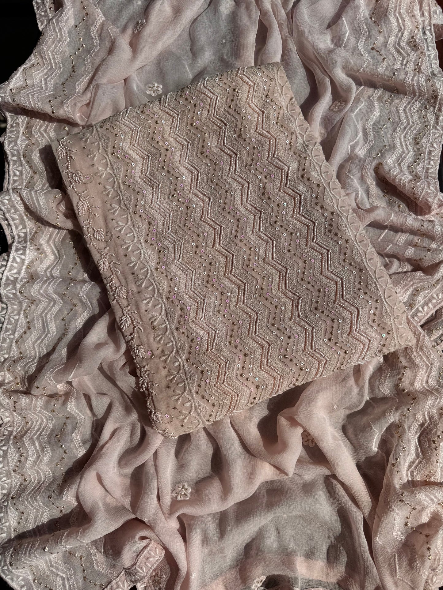 Lucknowi chikankari suit