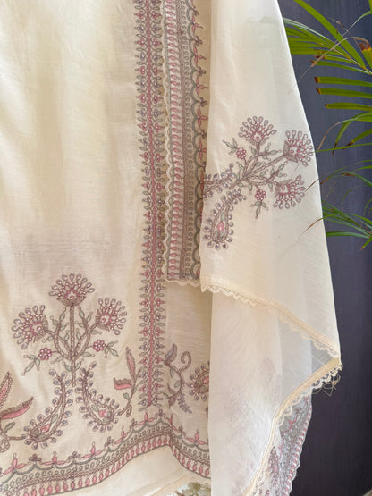 Luxurious Mul chanderi antique dori sitara suit