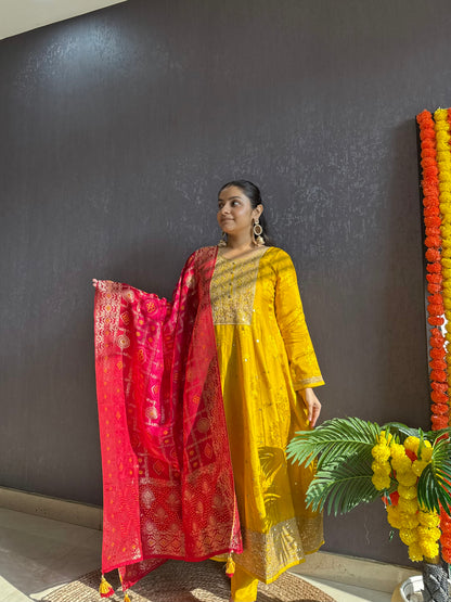 Gharchola Kalidaar Anarkali set