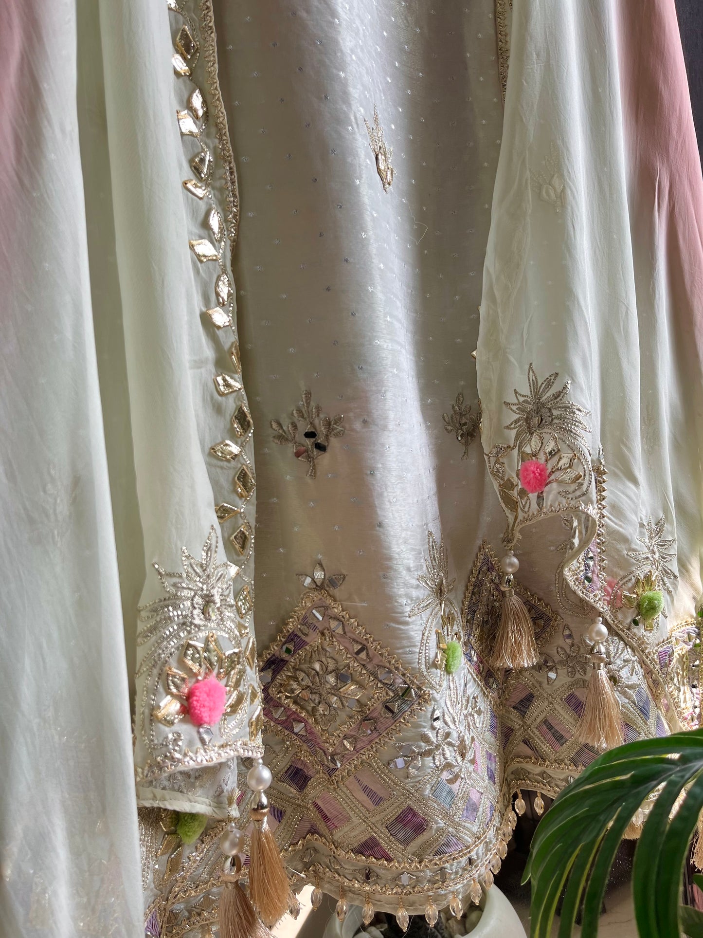 Luxurious Gotapatti Benarsi suit