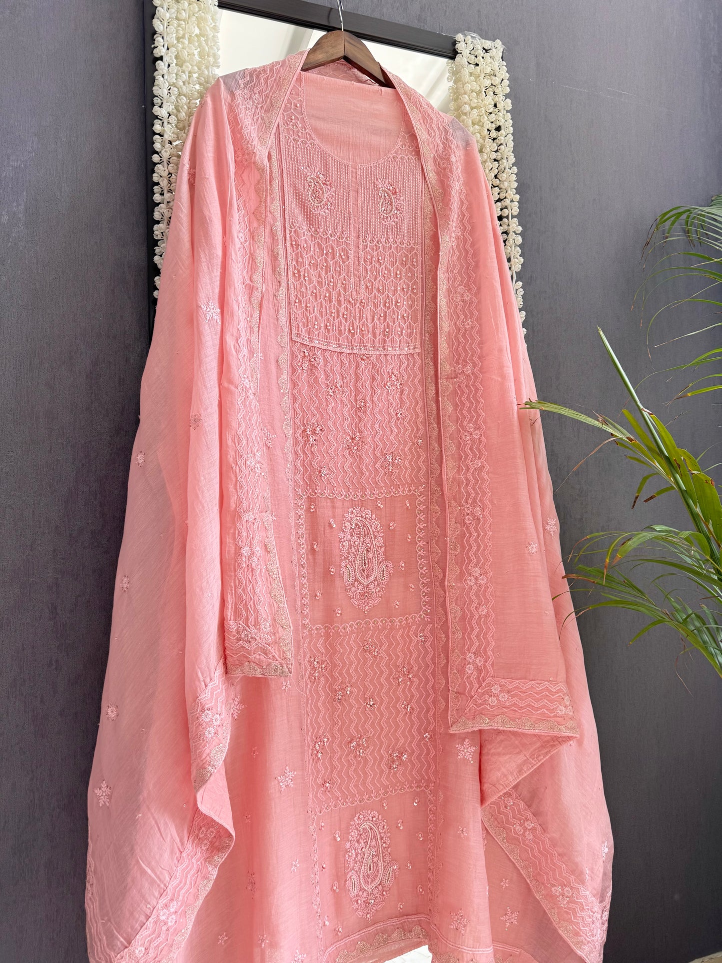 Luxurious Mul chanderi lucknowi paisley suit