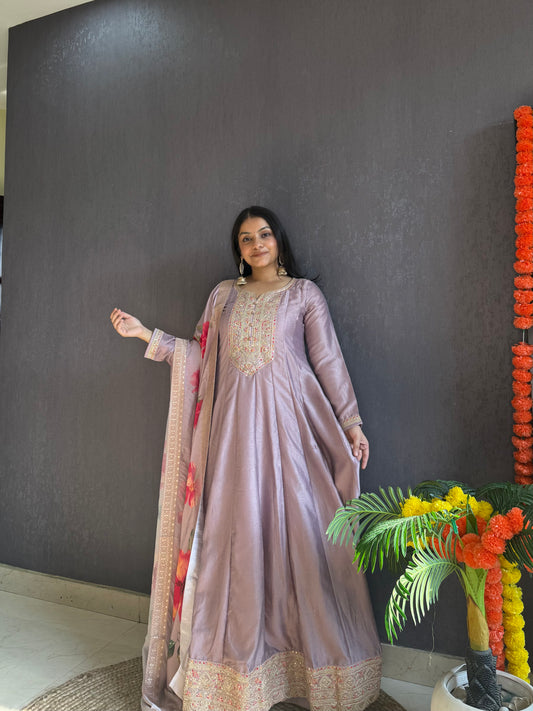 kalidaar Anarkali set