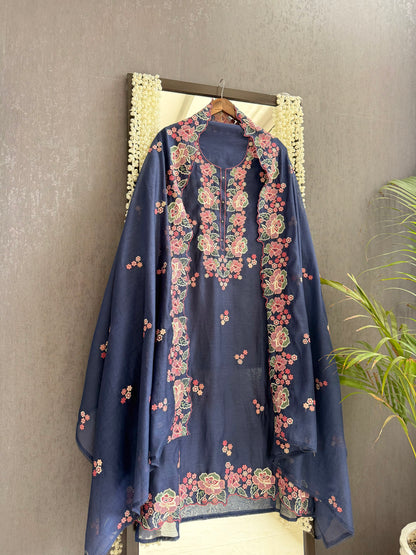 Luxurious Mul chanderi floral Threadwork suit