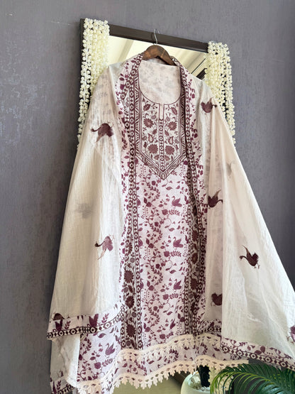 Luxurious Mul chanderi swans suit