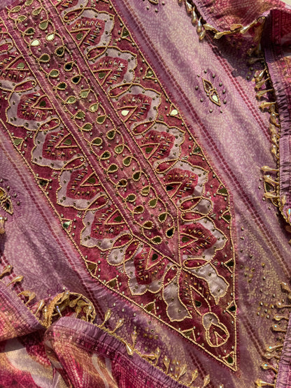 Luxurious bandhani hearts kundan suit
