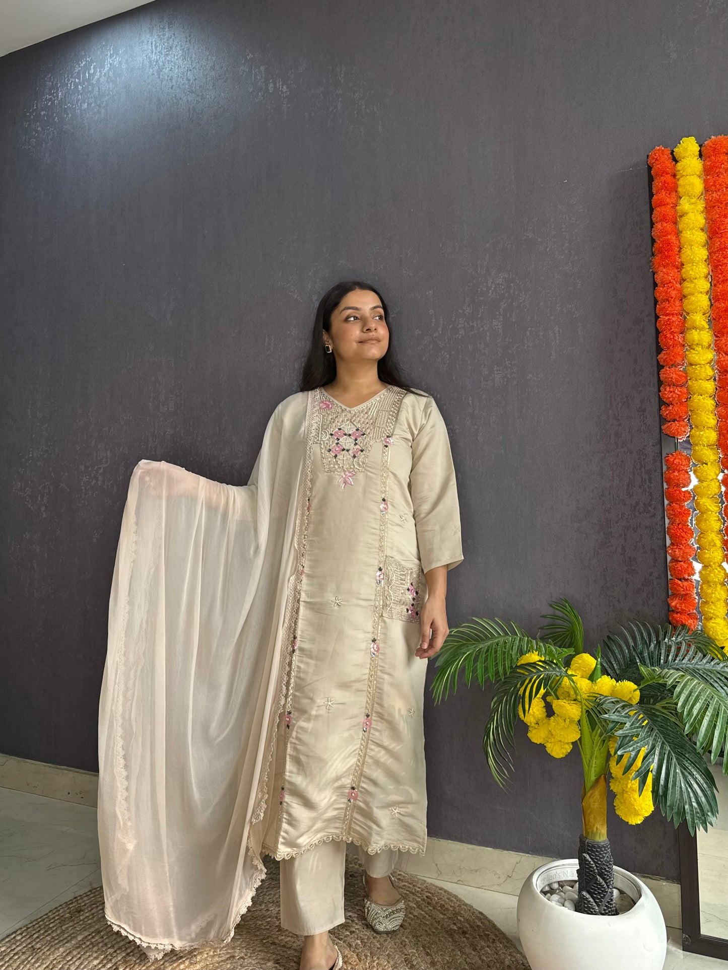 Handwork modal suit sets