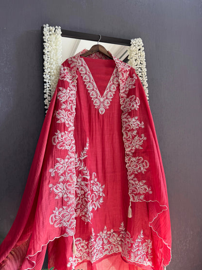 Luxurious aari work Mul chanderi suit