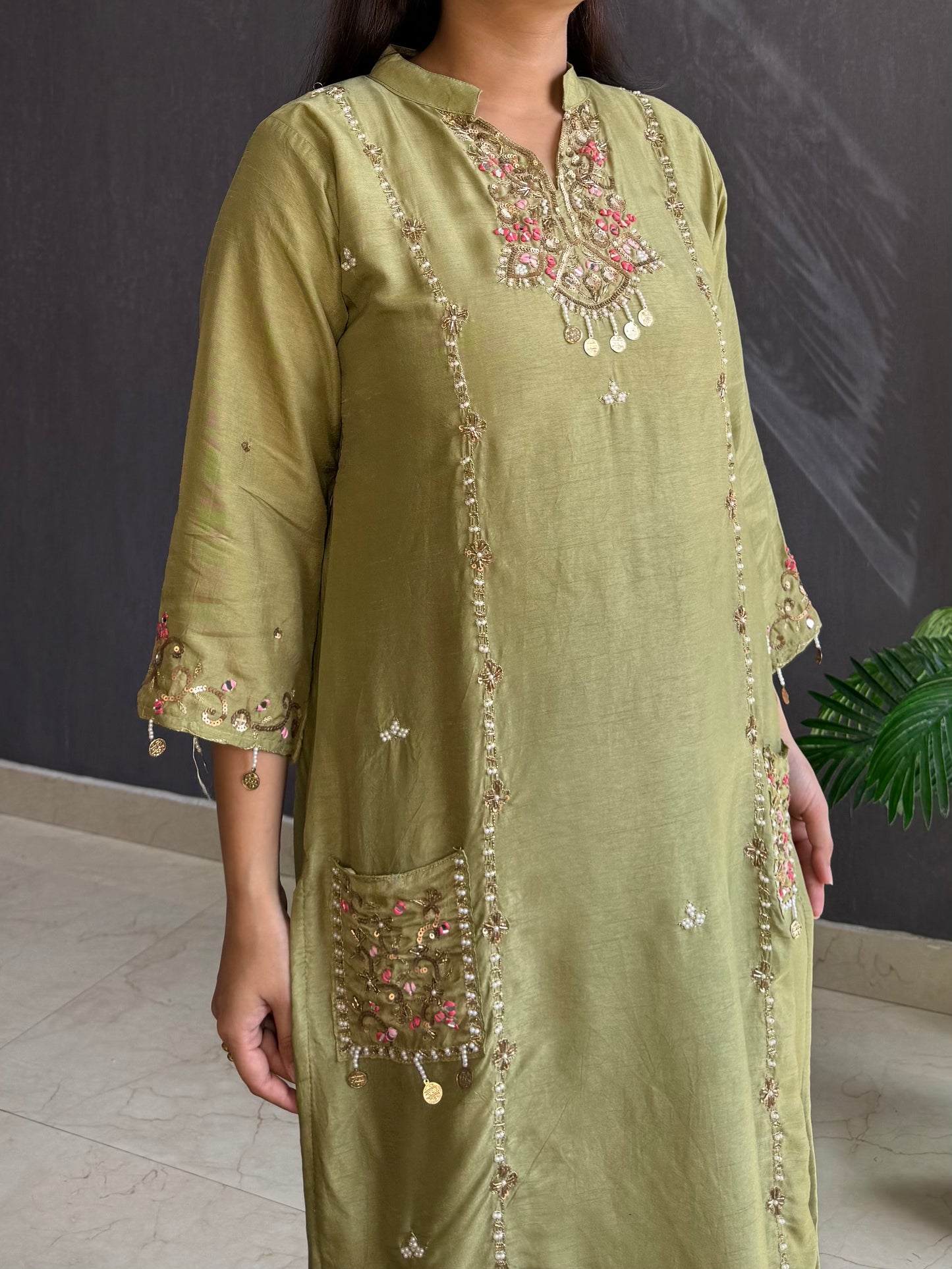 Handwork suit set