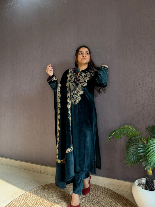 Velvet Handwork Shawl set