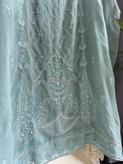 Luxurious Mul chanderi lucknowi bouquet suit