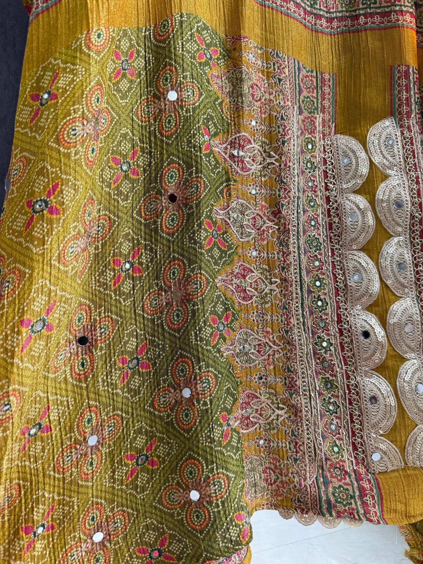 Crush tissue Bandhani ombré suit
