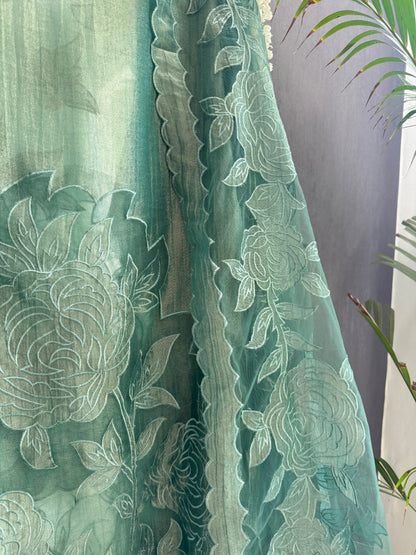 Crush tissue monochromatic appliqué suit