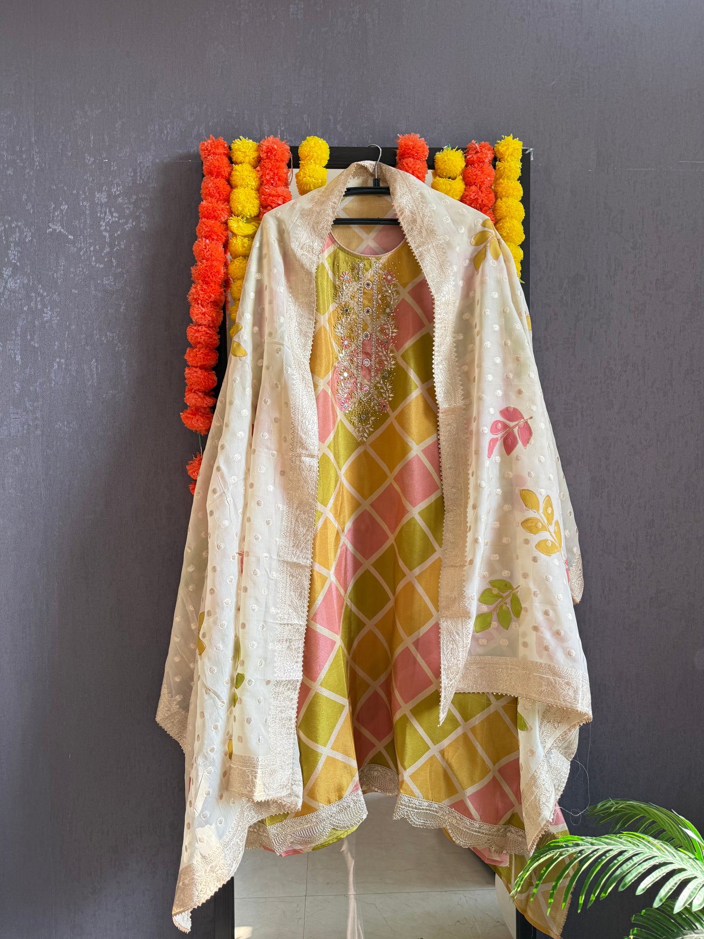 Handpainted Benarsi handwork suit