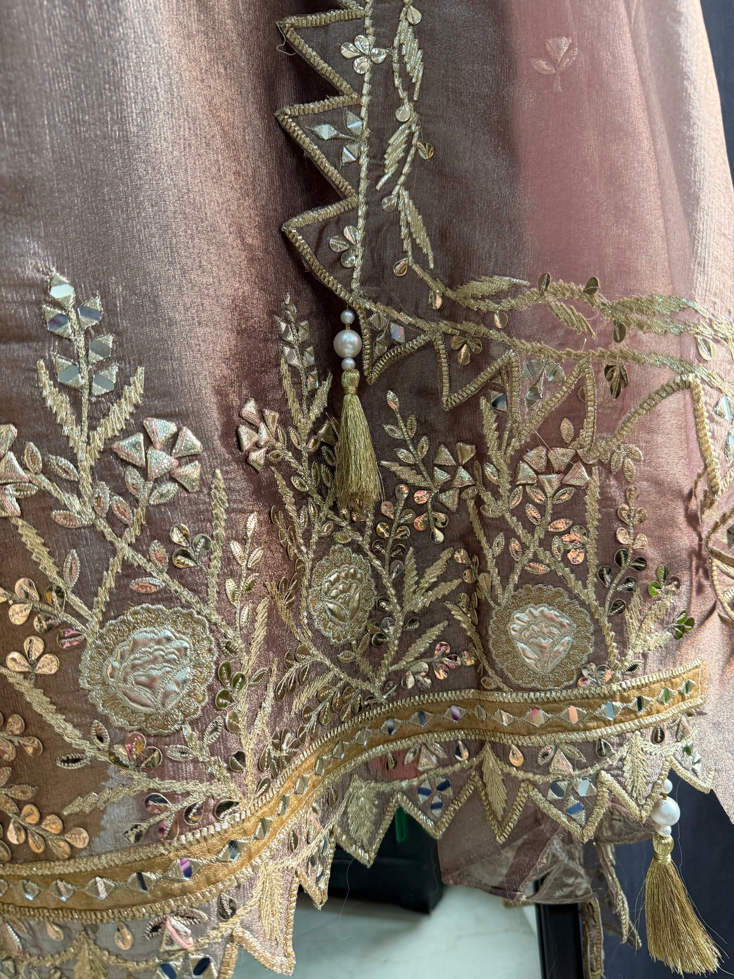 Luxurious Gotapatti Pure Tissue silk suit