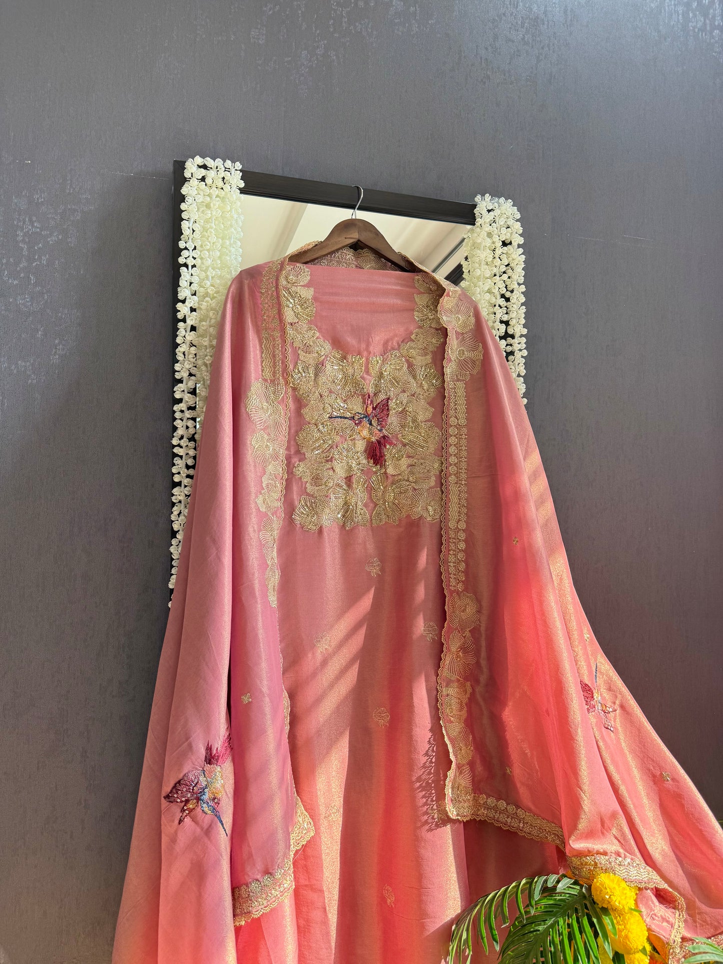 Luxurious birds handwork birds suit