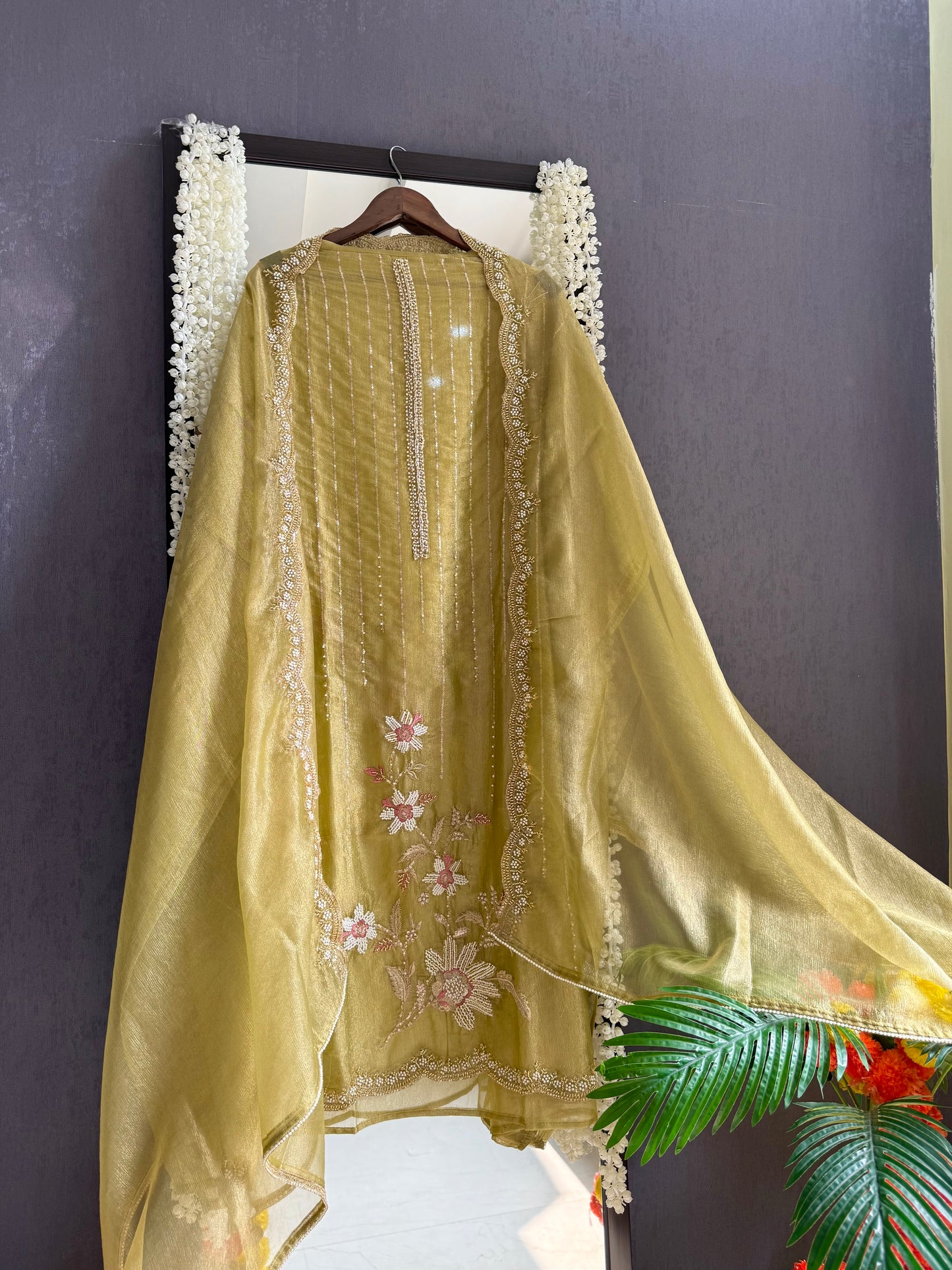 Premium Crush Tissue handwork suit