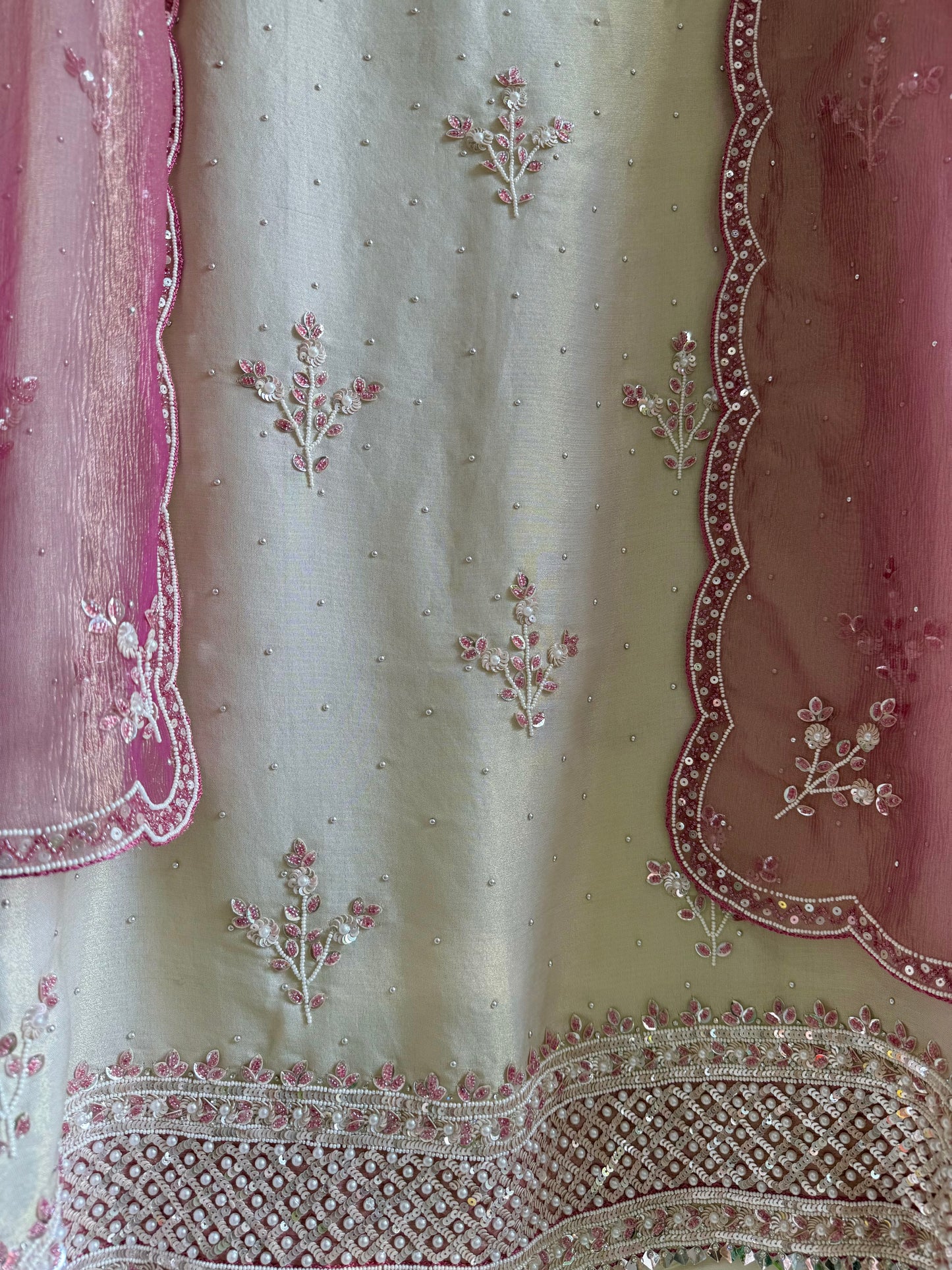 Luxurious dreamy handwork suit