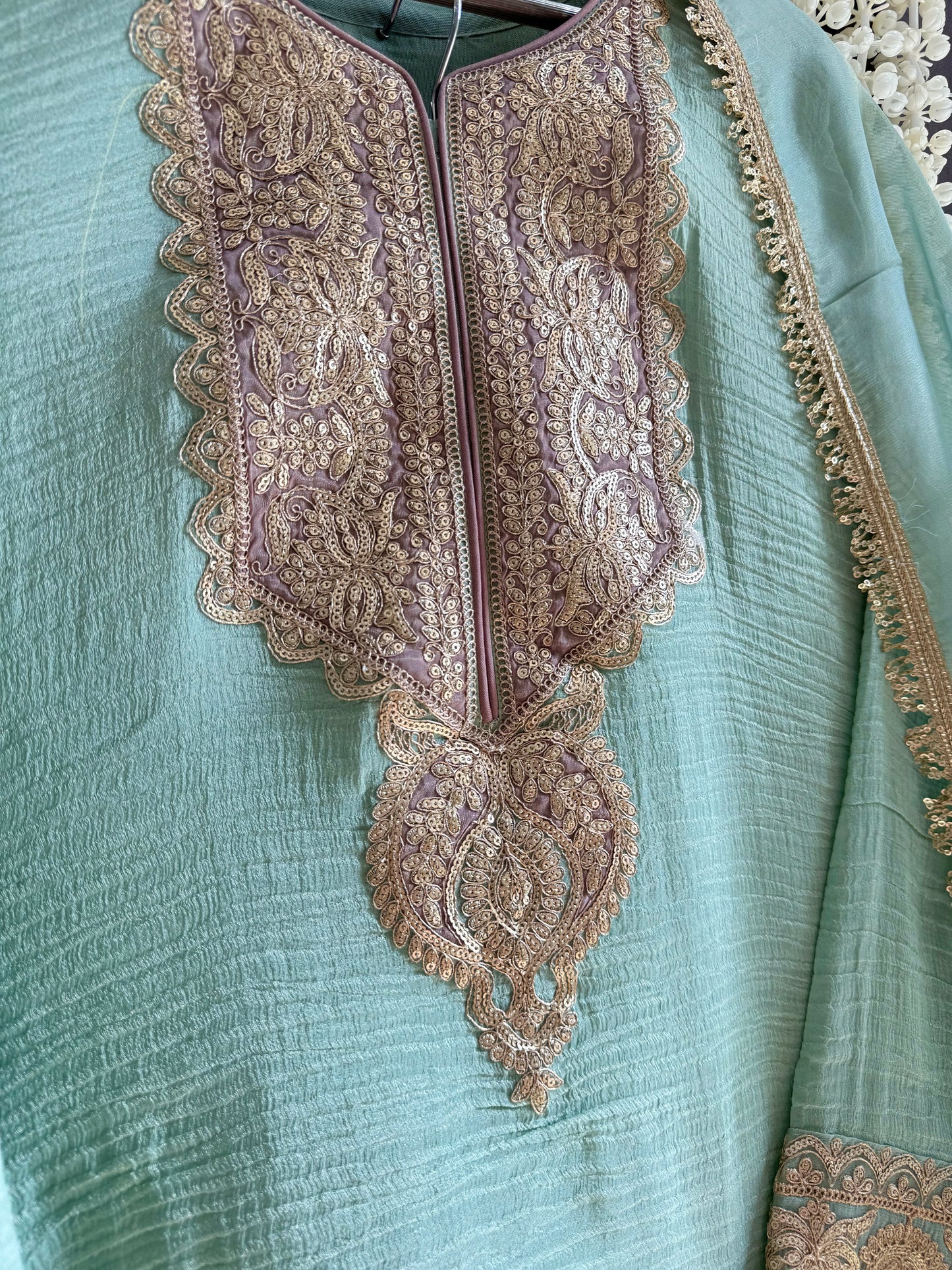 Luxurious crush tissue aari work set