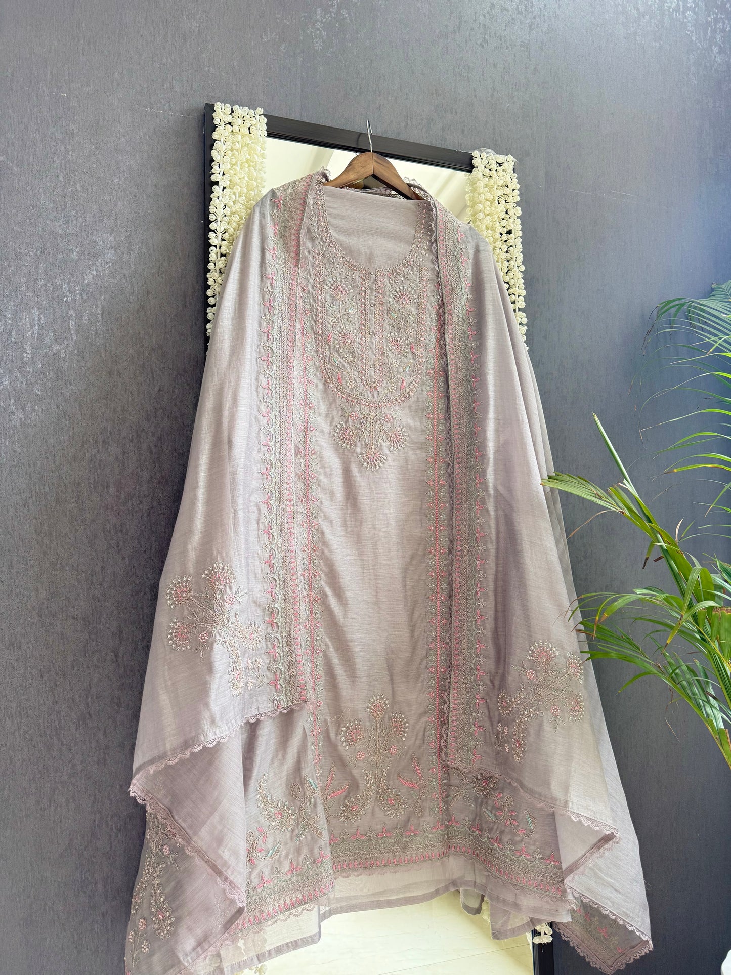 Luxurious Mul chanderi antique dori sitara suit