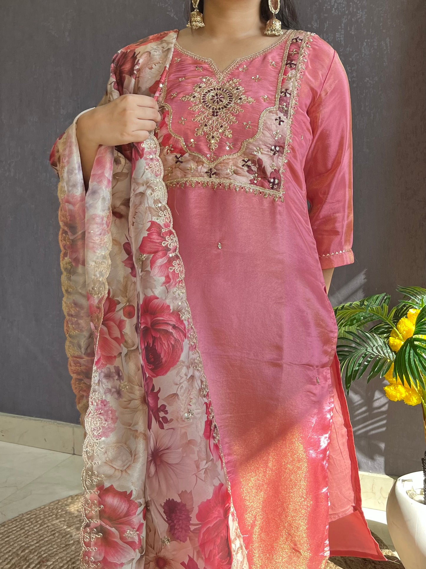 Tissue silk Handwork suit set
