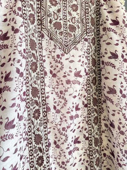 Luxurious Mul chanderi swans suit