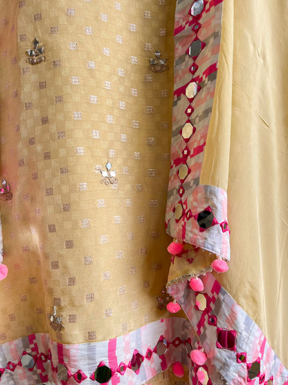 Luxurious sheesha aari work Tissue silk suit