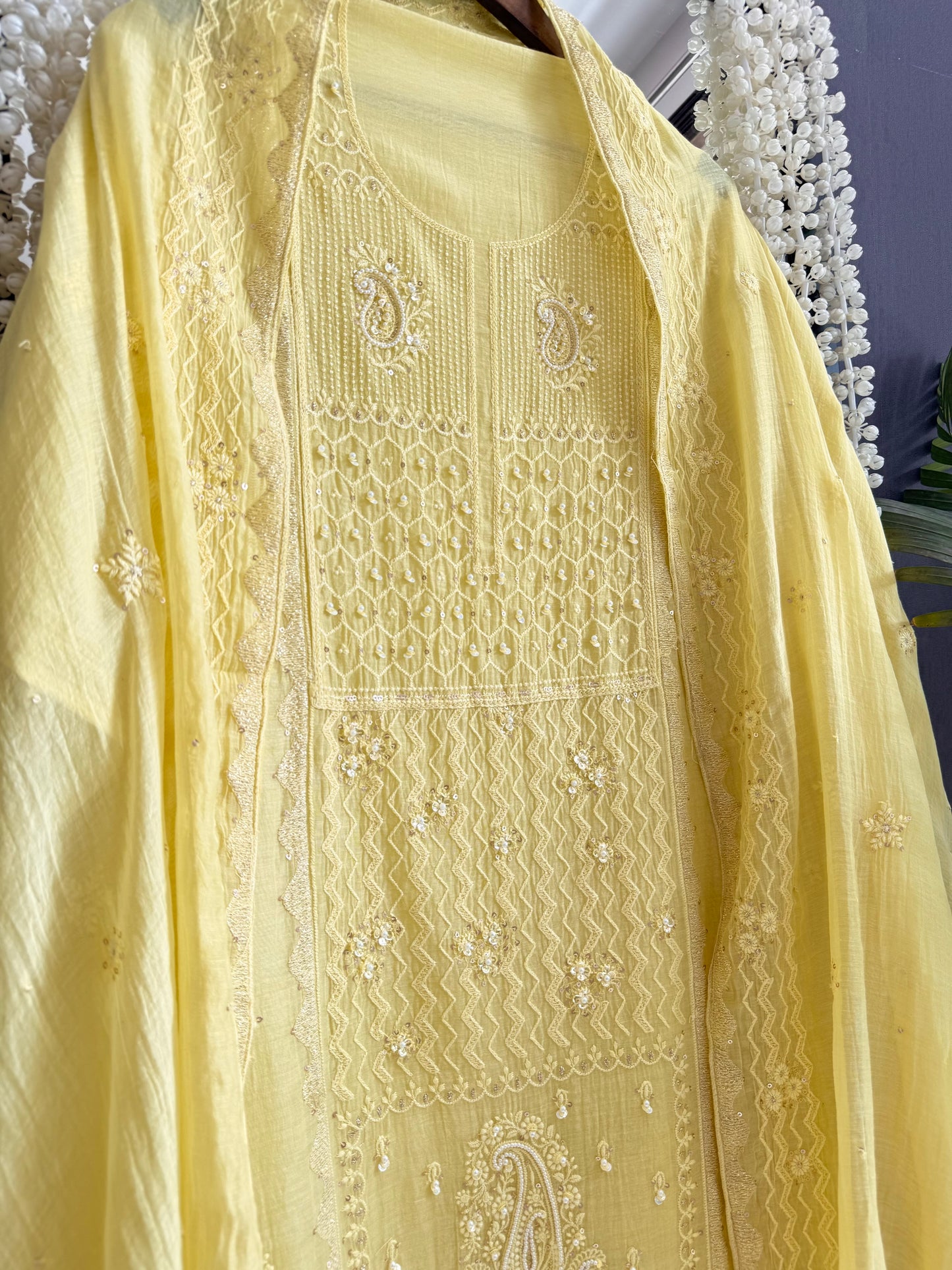 Luxurious Mul chanderi lucknowi paisley suit