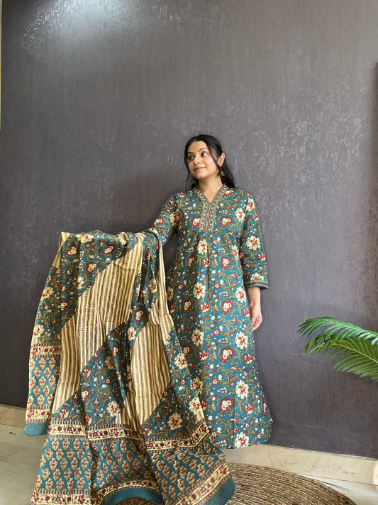 Mulmul cotton printed suit
