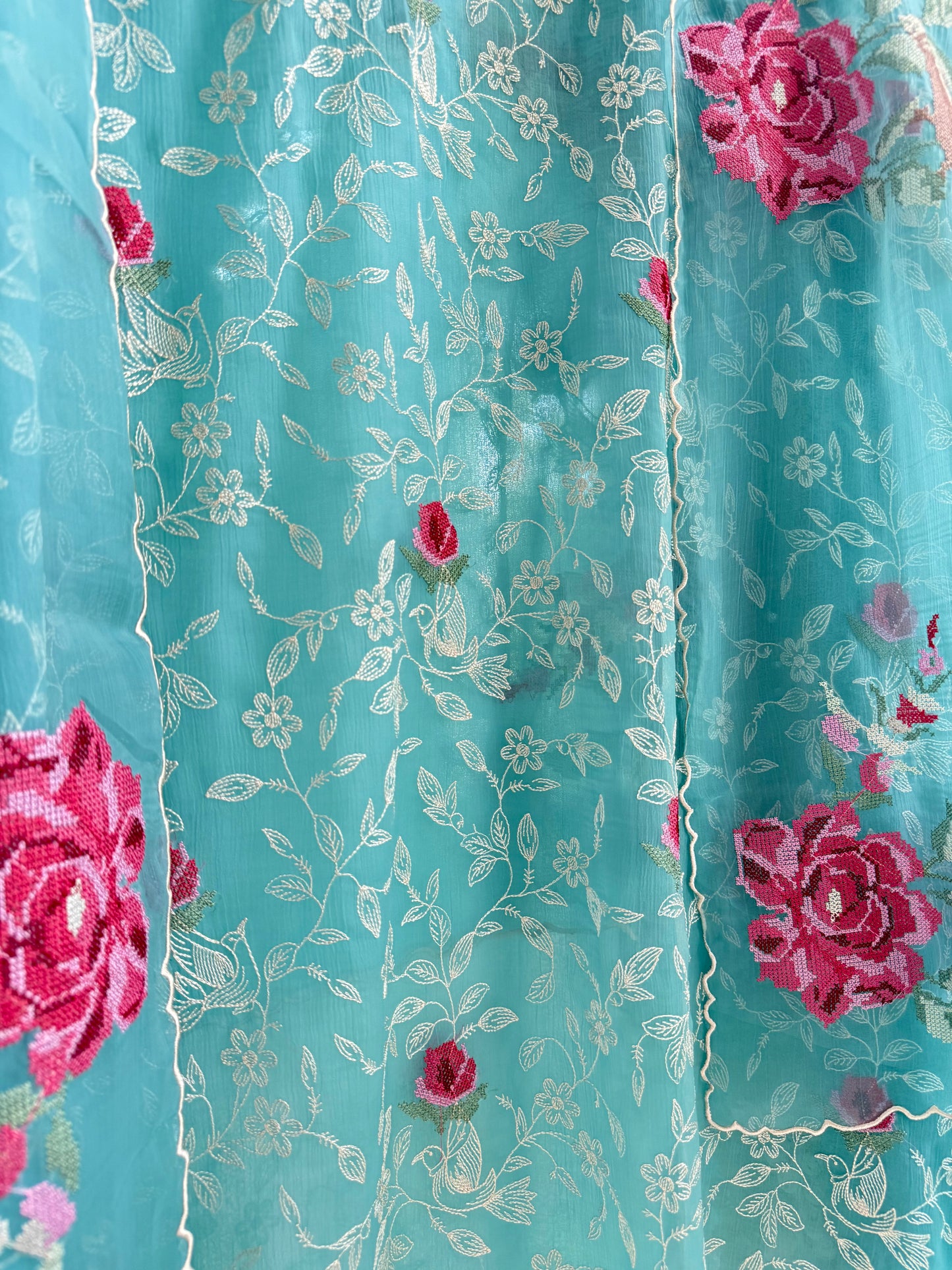 Cross stitch roses birds suit