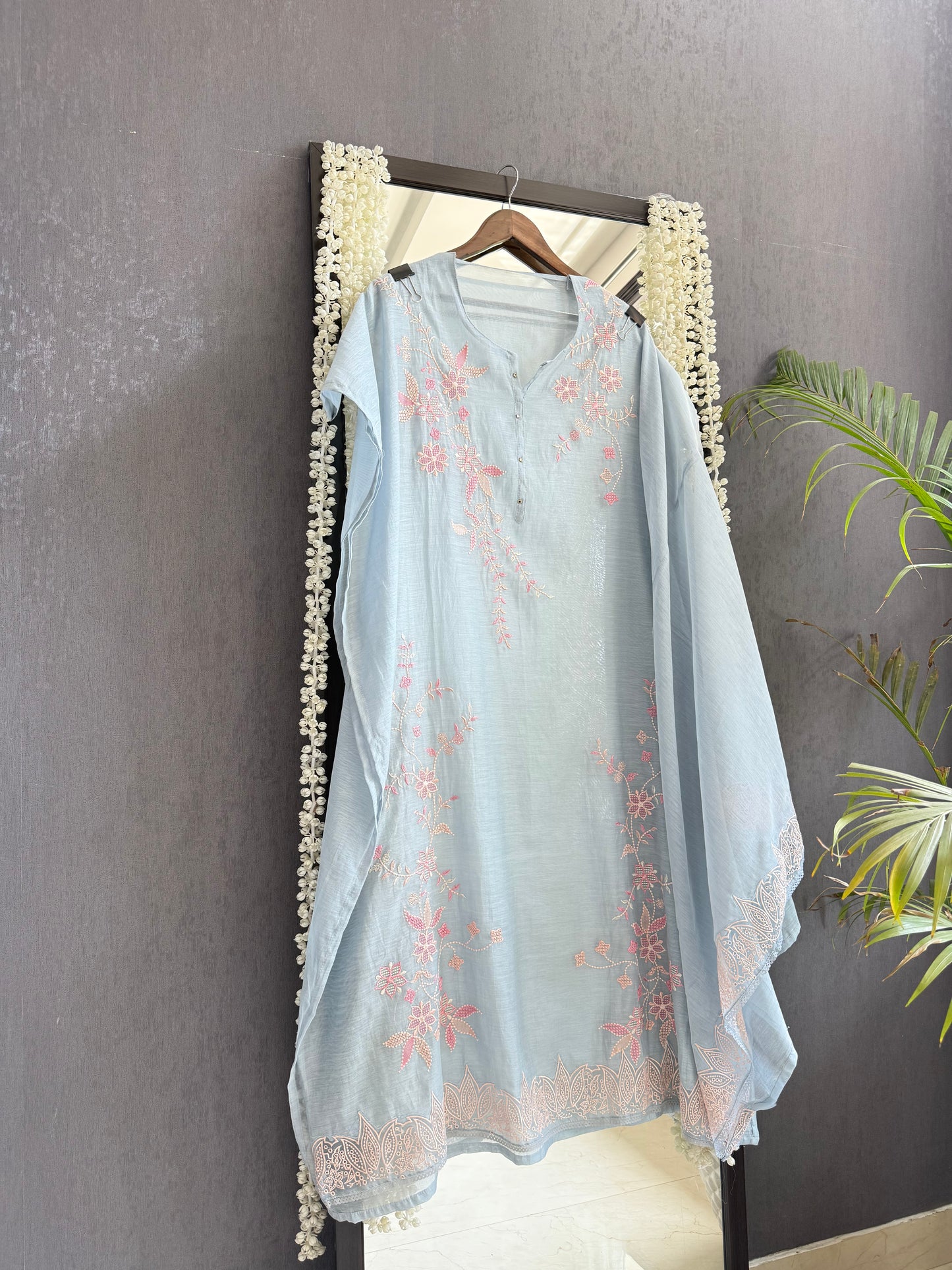 Luxurious Mul chanderi threadwork floral schiffili suit