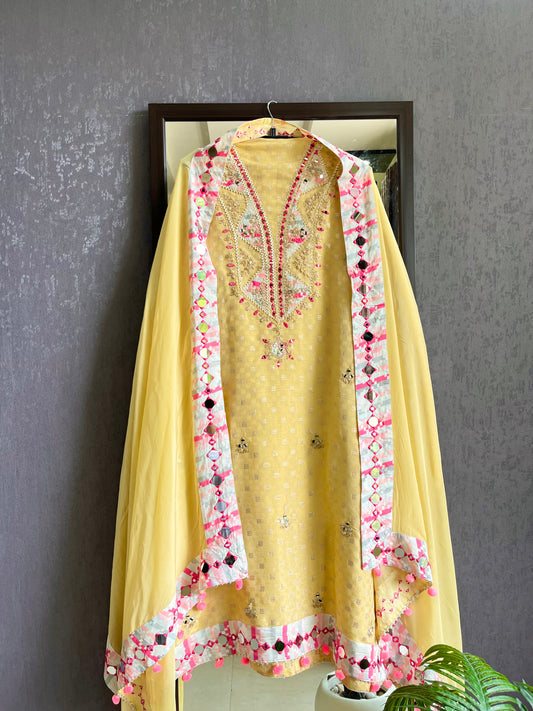 Luxurious sheesha aari work Tissue silk suit