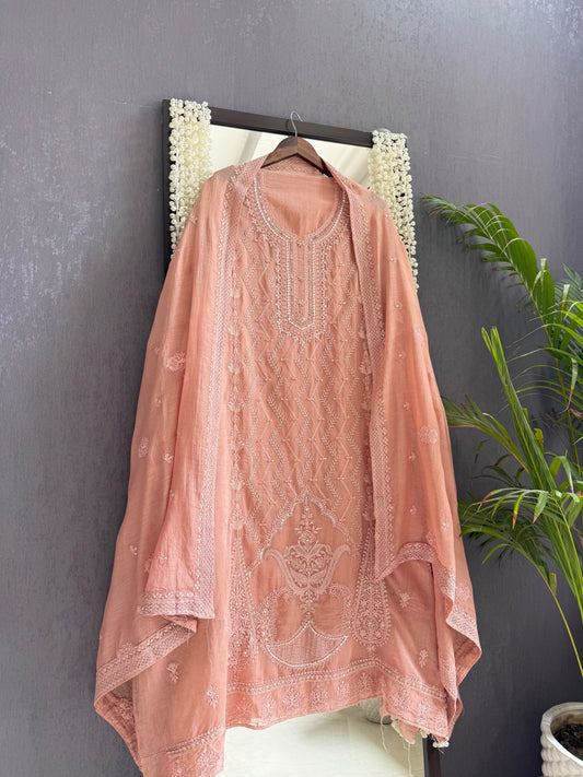 Luxurious Mul chanderi lucknowi bouquet suit
