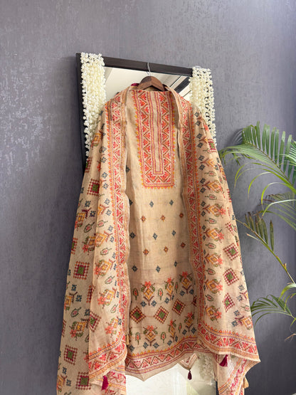 Linen ikkat Frenchknot kantha work suit