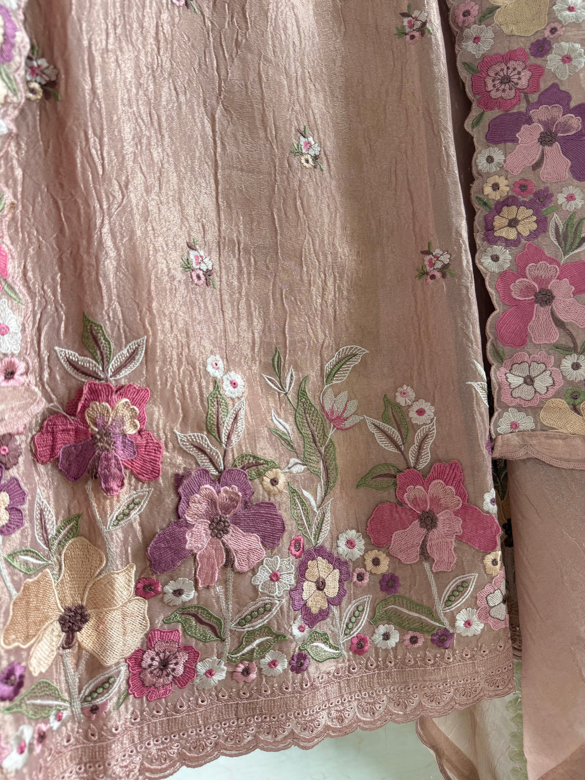 Luxurious Mul chanderi appliqué work floral suit