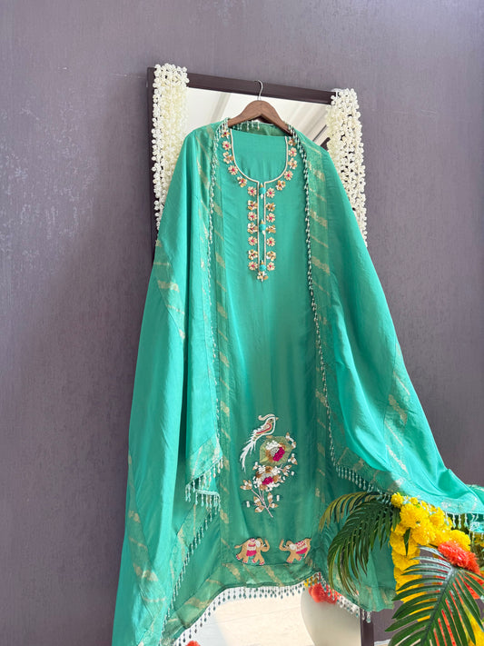 Luxurious elephants Handwork suit