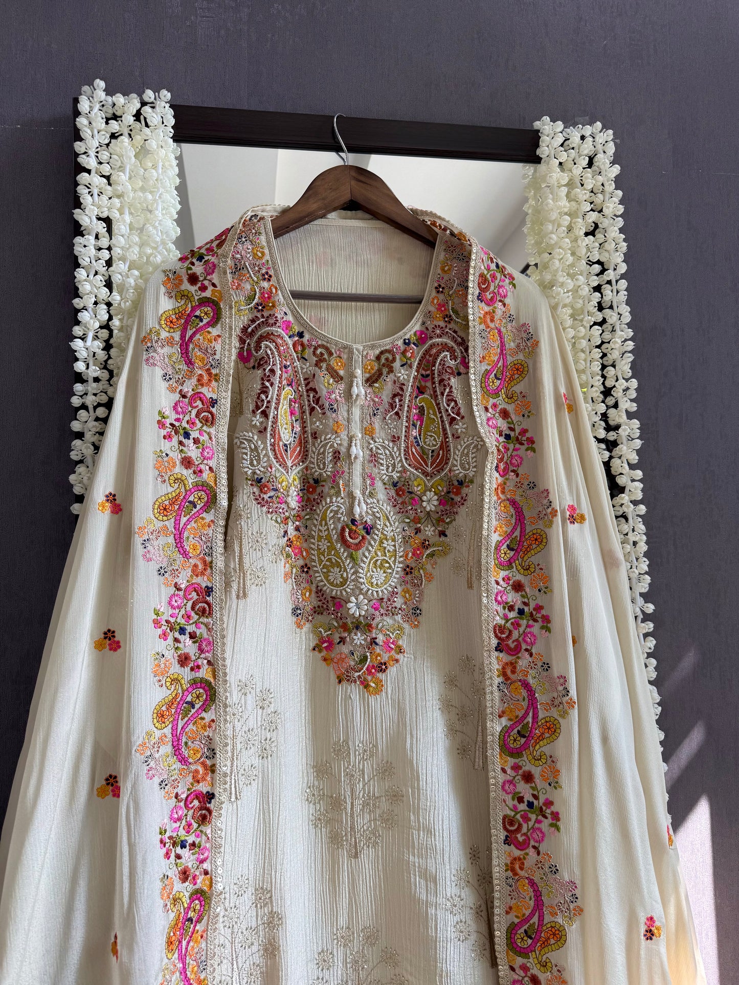 Luxurious dreamy handwork suit
