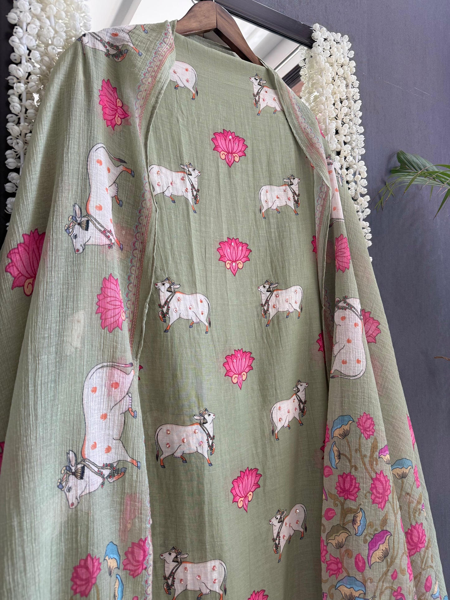 Mulmul cotton pichwai suit