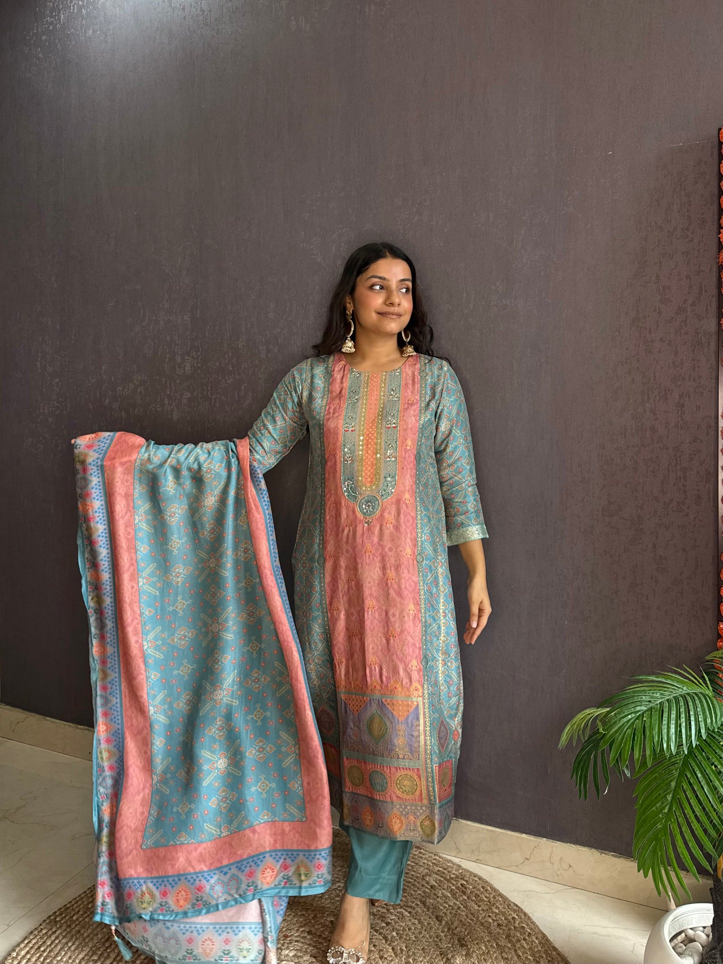 Meenakari Benarsi Handwork suit set