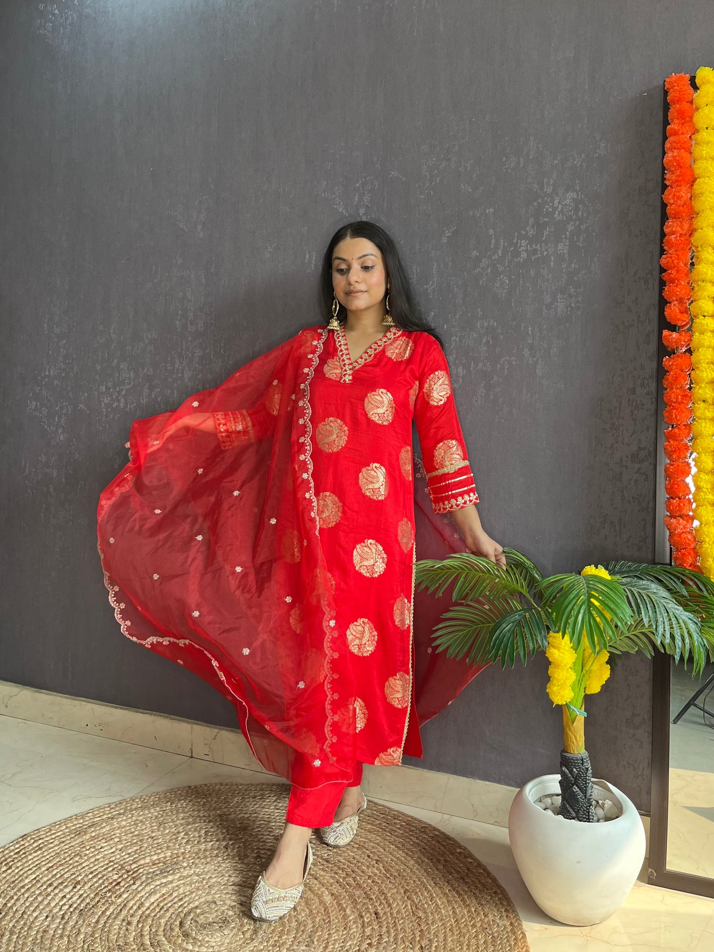 Benarsi aari work silk set