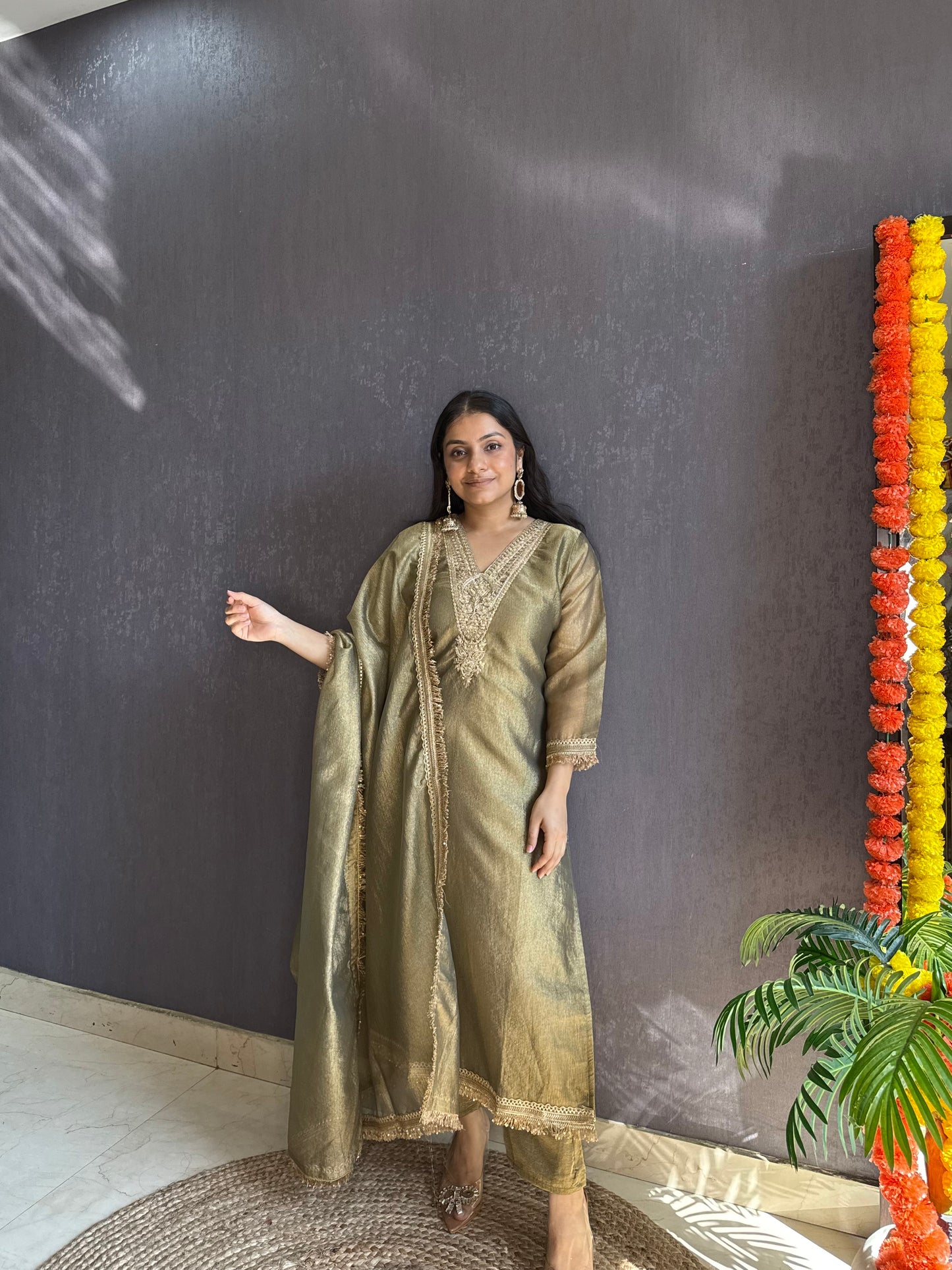 Tissue silk Handwork suit set