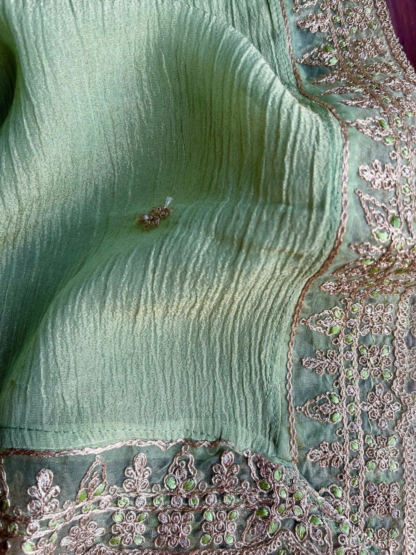 Crush tissue aari work suit