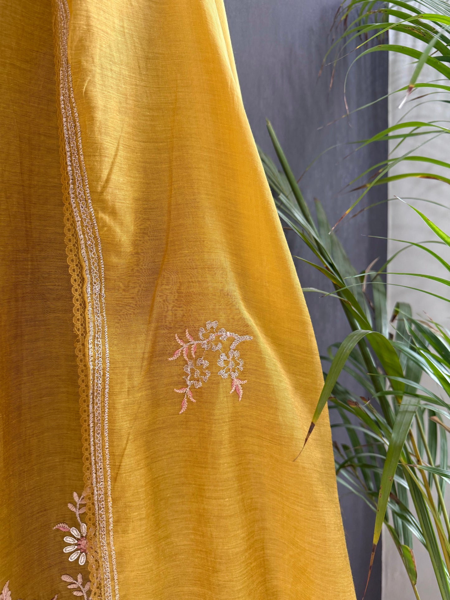Luxurious Mul chanderi gota appliqué birds roses suit