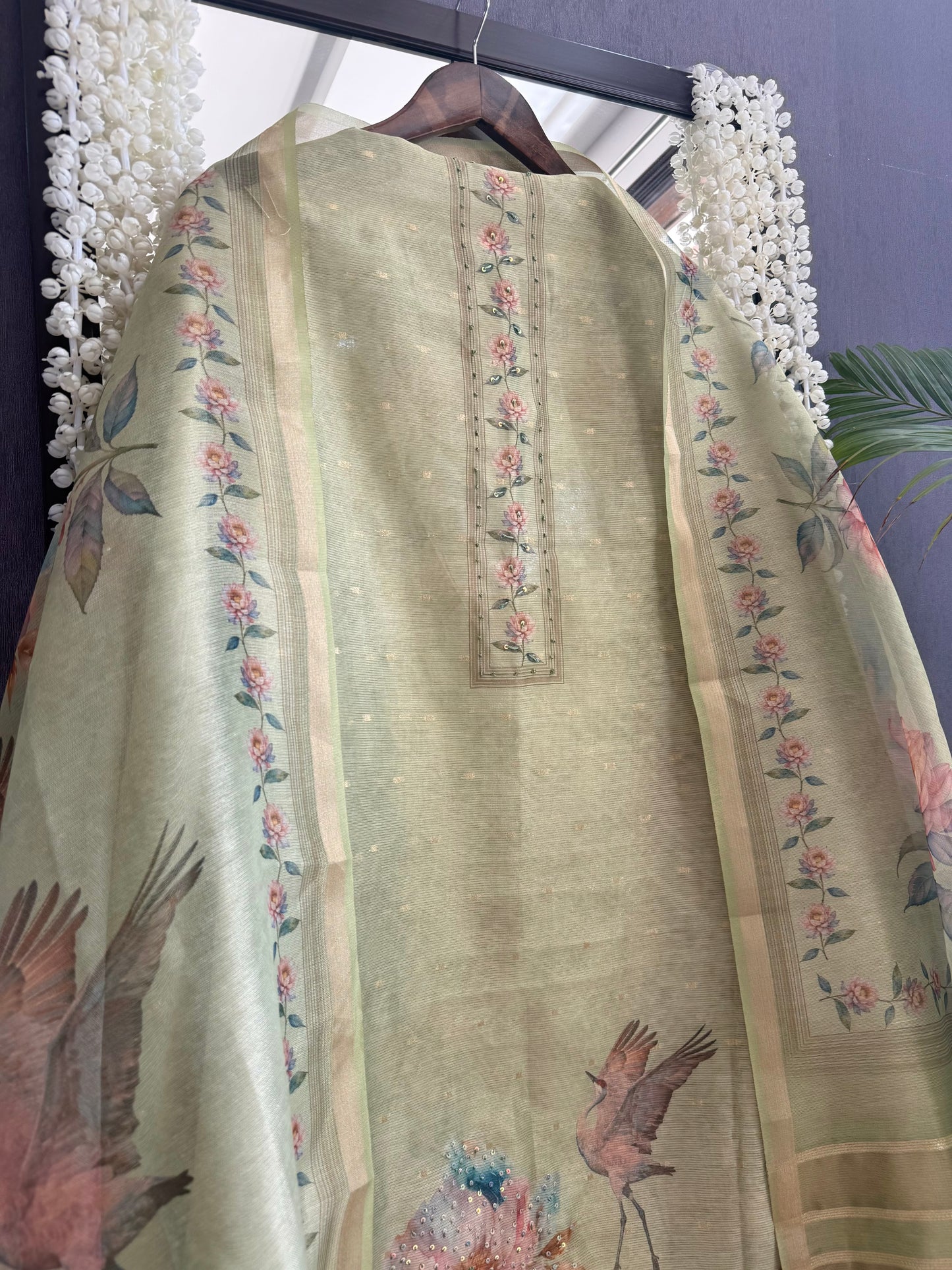 Tissue zari flamingos suit