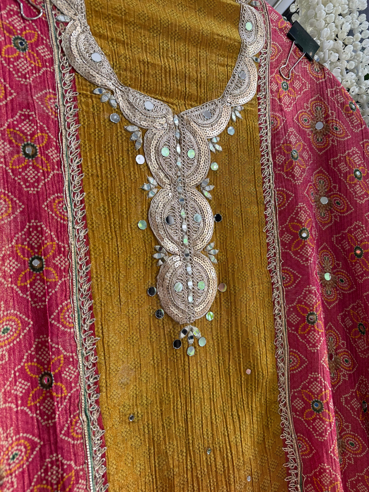 Crush tissue Bandhani ombré suit