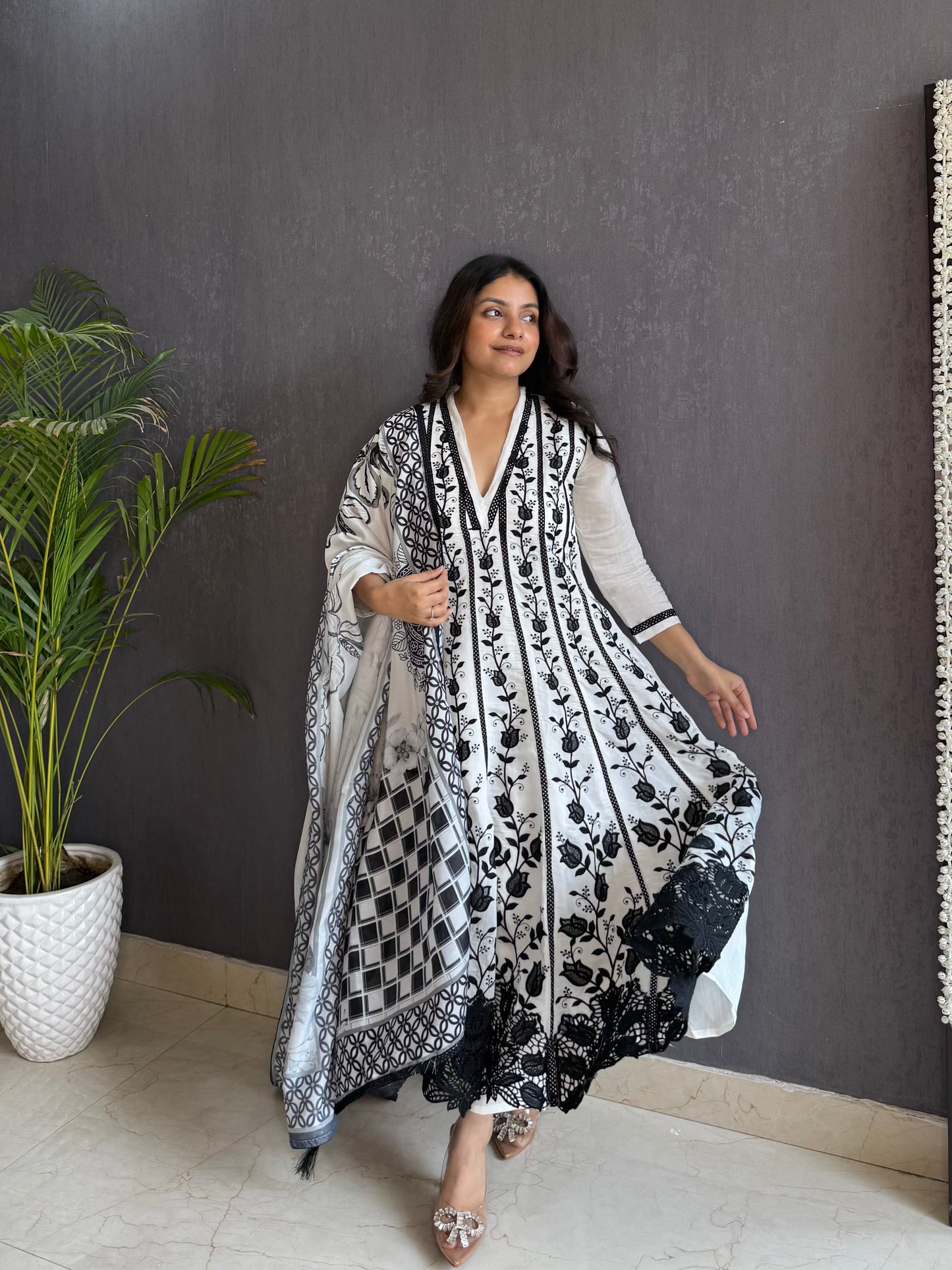 Chanderi Threadwork tulips anarkali set