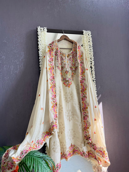 Luxurious dreamy handwork suit
